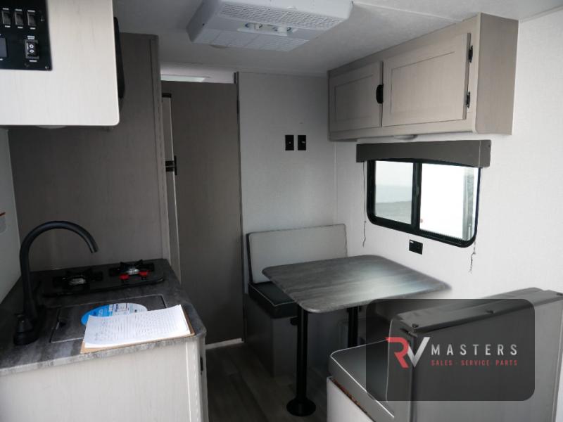 Coachmen RV Clipper Cadet 17CFQ